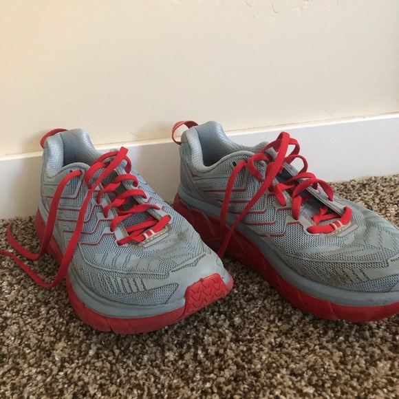 hoka one one outdoor voices